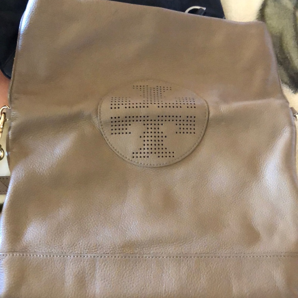 Beige Tory Burch crossbody bag  like new!